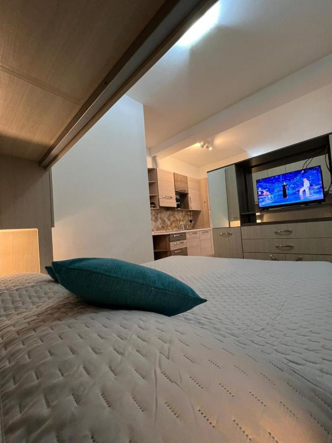Siena Fox In Bed & Breakfast ภายนอก รูปภาพ